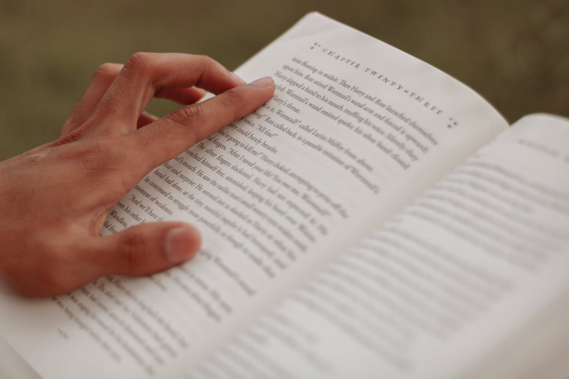 How to Remember What You Read (Two Effective Methods)